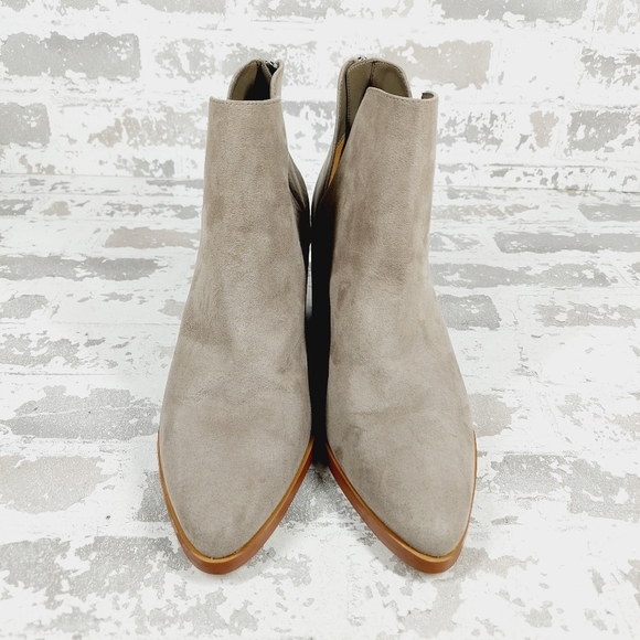 New BP Brynne Taupe Fabric Upper Pointed Toe Block Heel Ankle Boot W367 - Picture 3 of 12